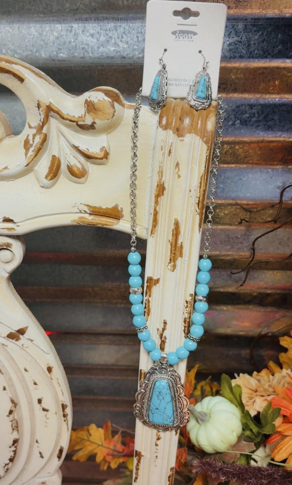 Western Trapaezoid Pendant Necklace