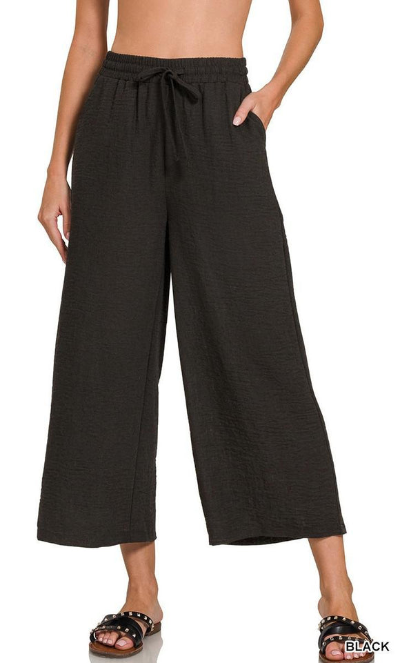 WOVEN BLACK CROPPED PANT