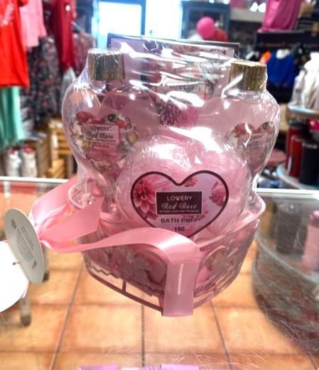 Red Rose Bath Set