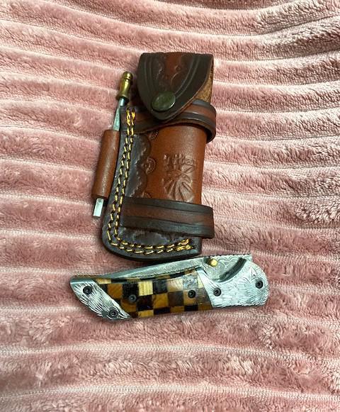 Damascus Steel Eagle Engraved Checkered Pocket Knife