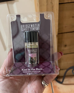 Kiss In The Rain Oil