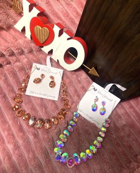 Elegant Necklace Sets With Earrings