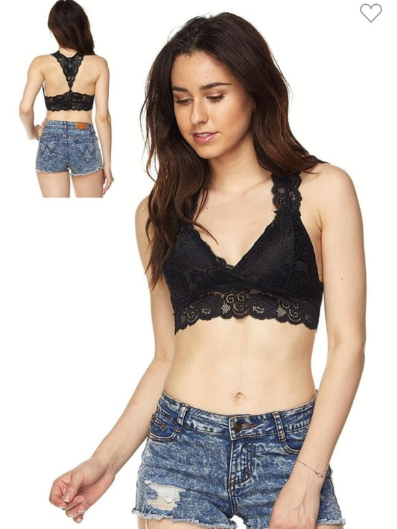 BLACK LACE BRALETTE