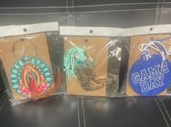 luggage tags