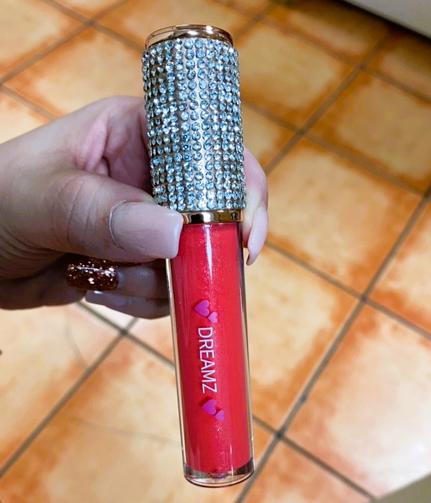 KISS ME KORAL GLOSS